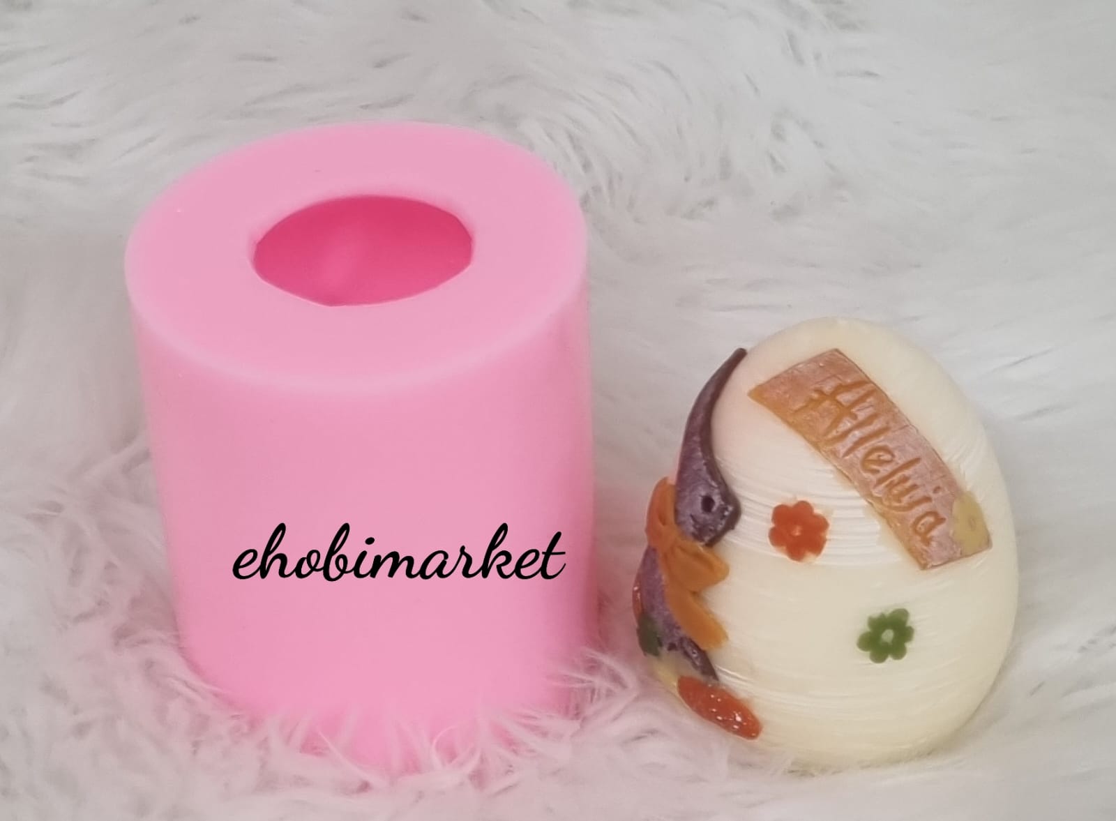 Desenli yumurta silikon kalip