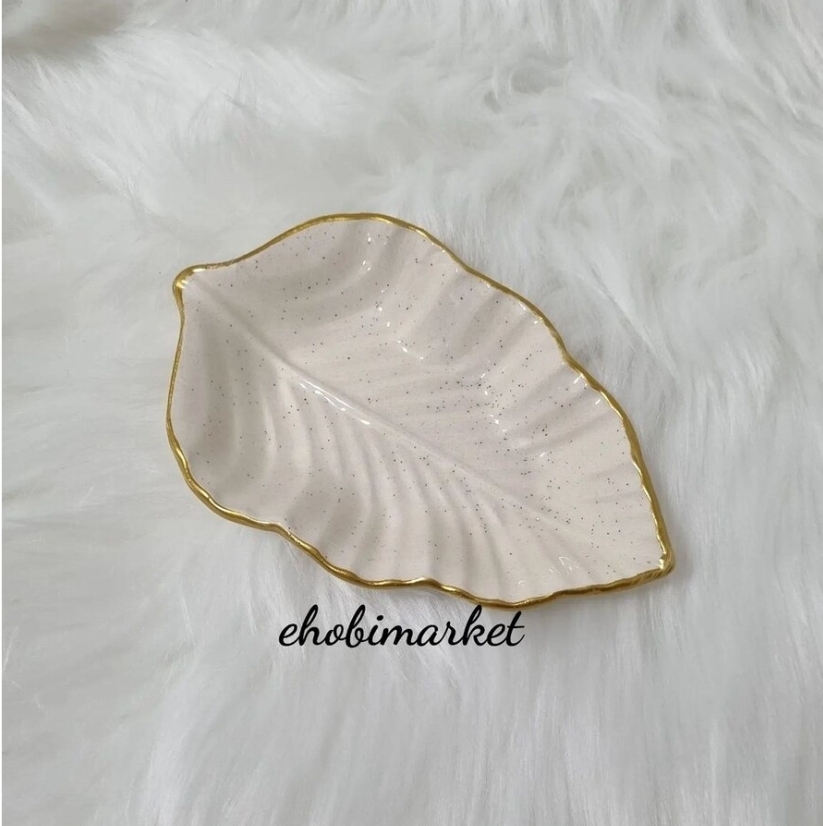 Yaprak 1 lokumluk silikon kalip