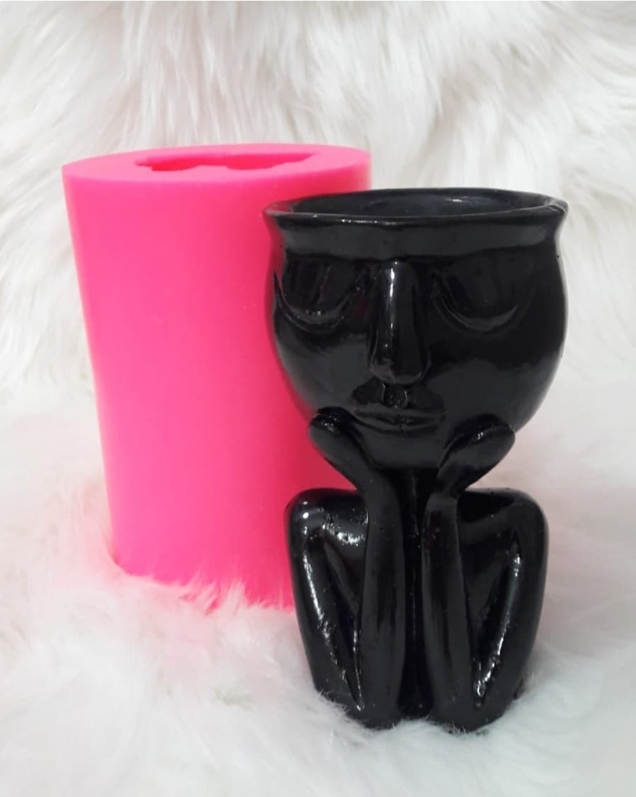 Elleri çenesinde yüz saksı silikon kalip