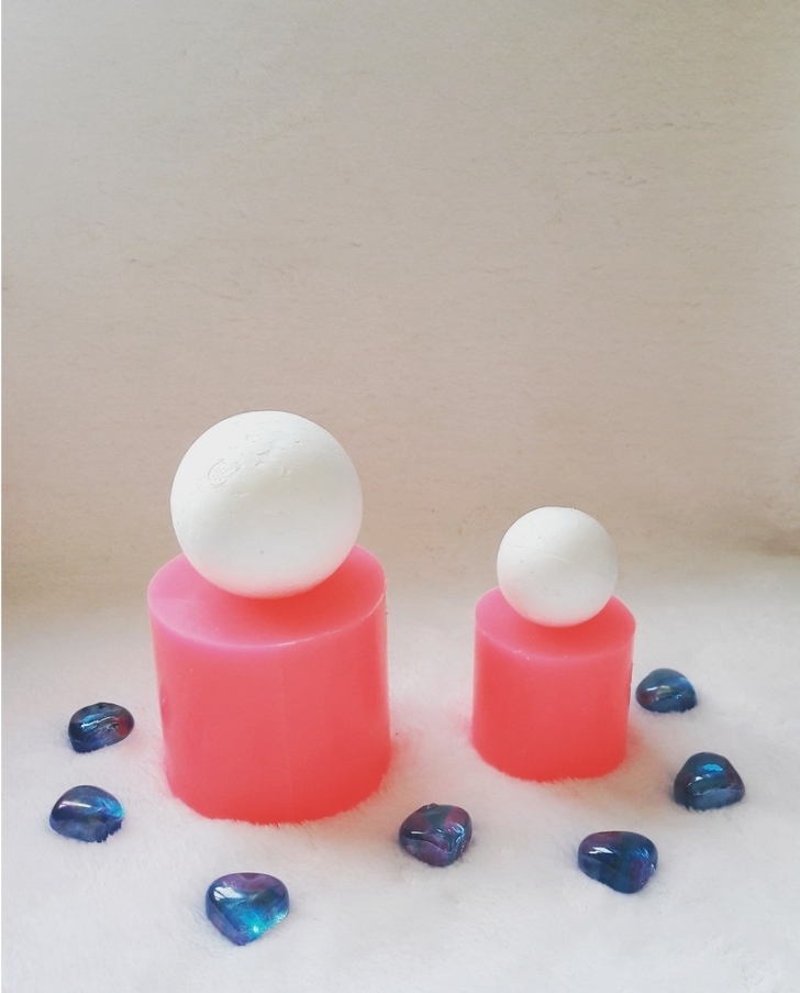 Küçük top silikon kalip